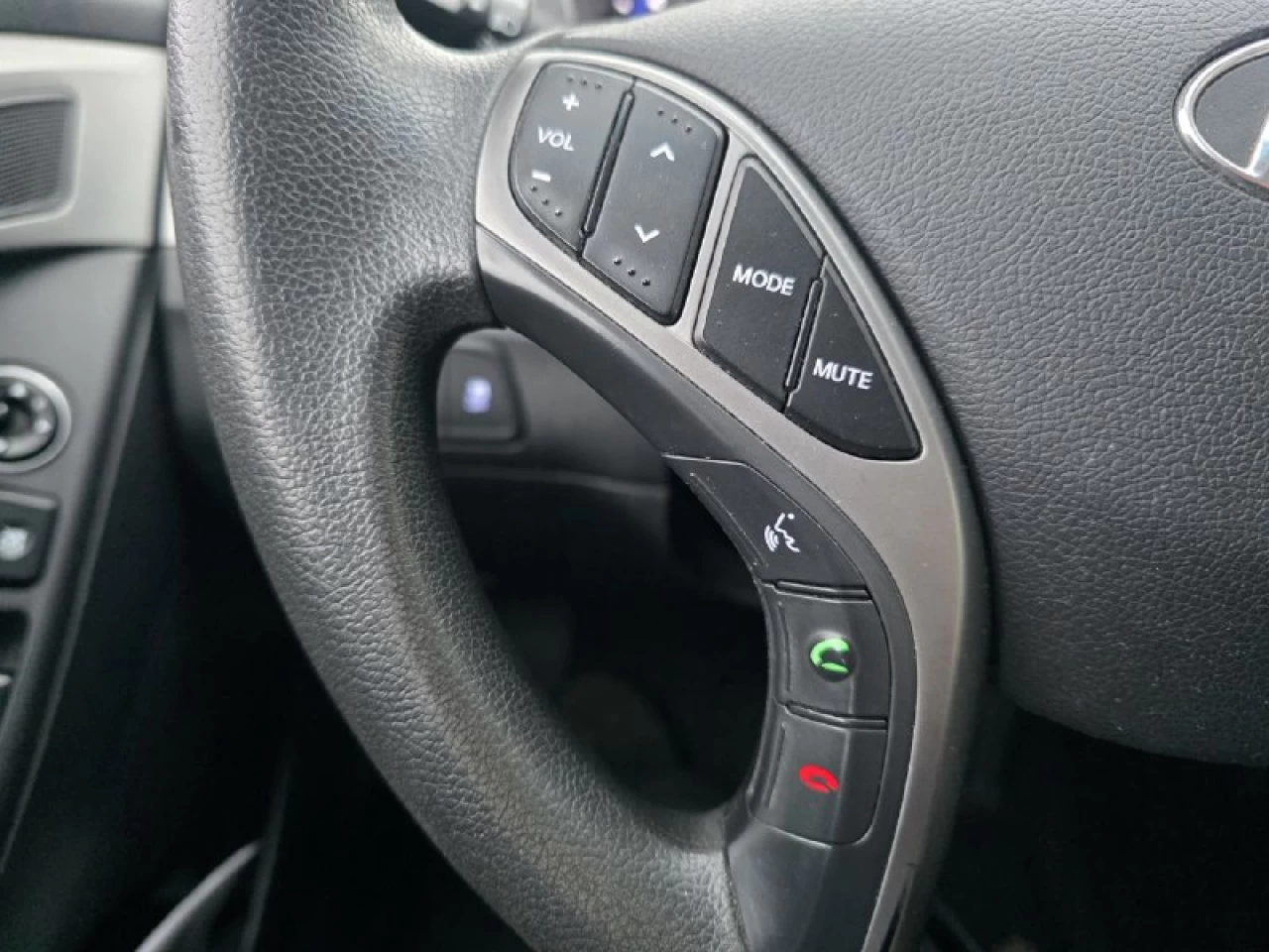 2015 Hyundai Elantra GL**SIEGES CHAUFFANTS** Image principale