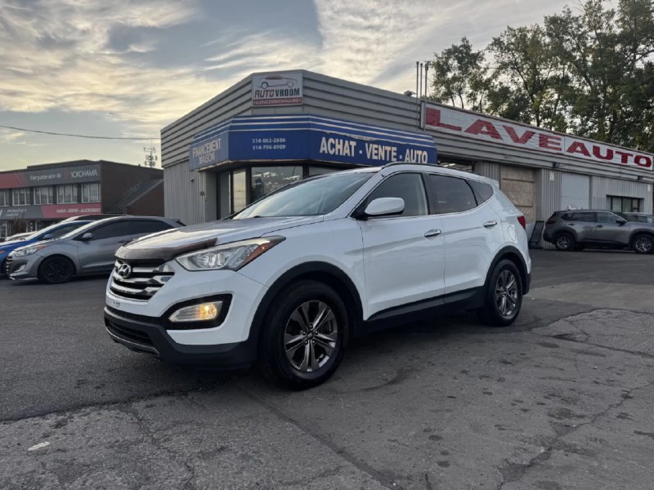 2015 Hyundai Santa Fe Sport Premium**AWD**Jamais Accidente**SIEGES CHAUFFNATS AVANT ET ARRIERE**VOLANT CHAUFFNATS**MAGS** Main Image