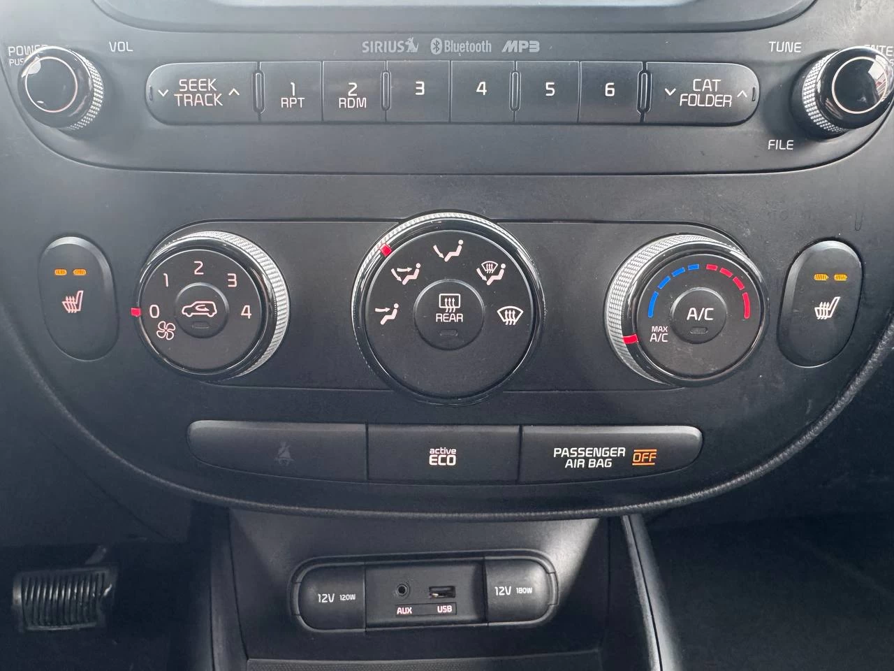 2014 Kia Soul EX **SIÈGES CHAUFFANTS**BLUETOOTH**CLIMATISEUR**MAGS** Image principale