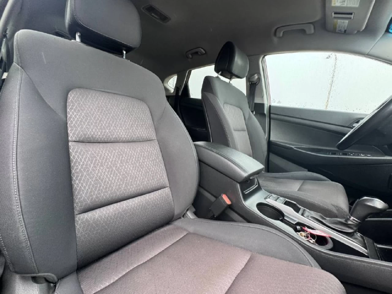 2017 Hyundai Tucson Premium **CamÉra de Recul**Volant Chauffant**SIEGES CHAUFFNATS AVANT ET ARRIERE**ANGLE MORT**MAGS** Image principale