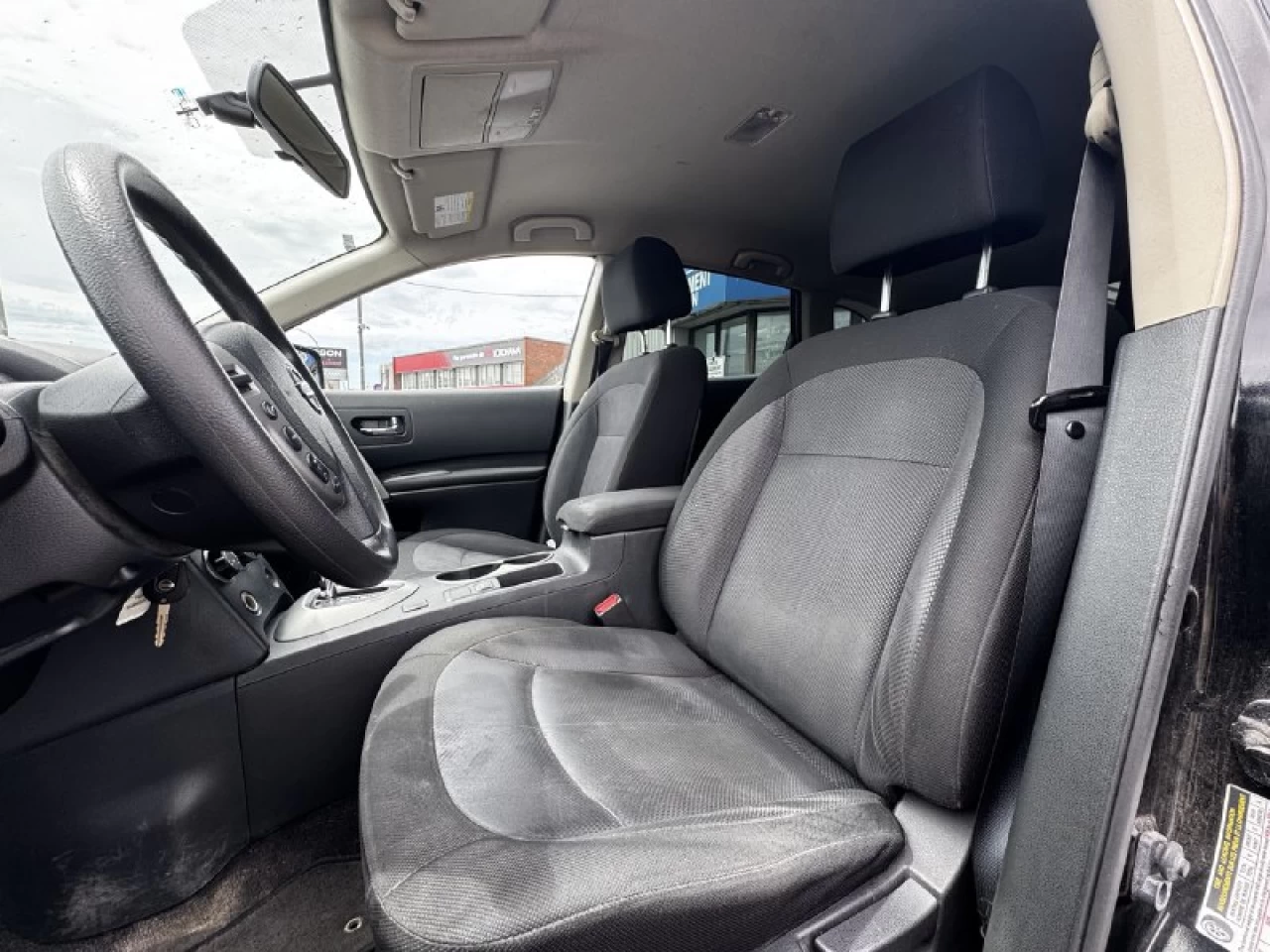 2013 Nissan Rogue S** Image principale