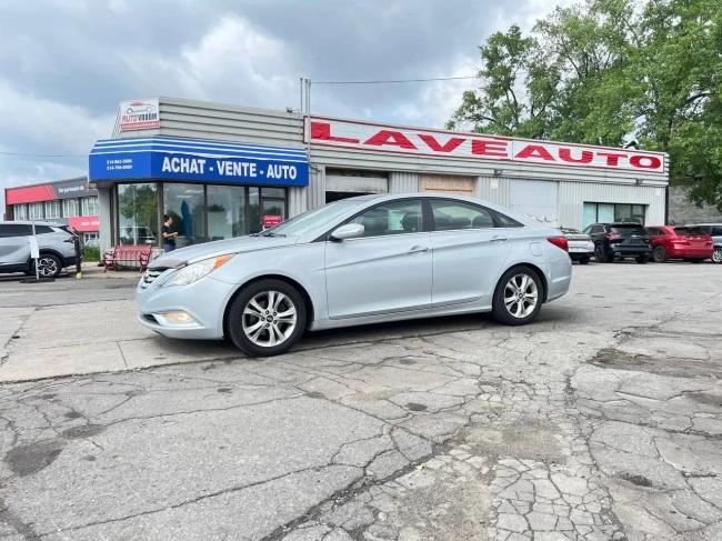 Hyundai Sonata - 2012