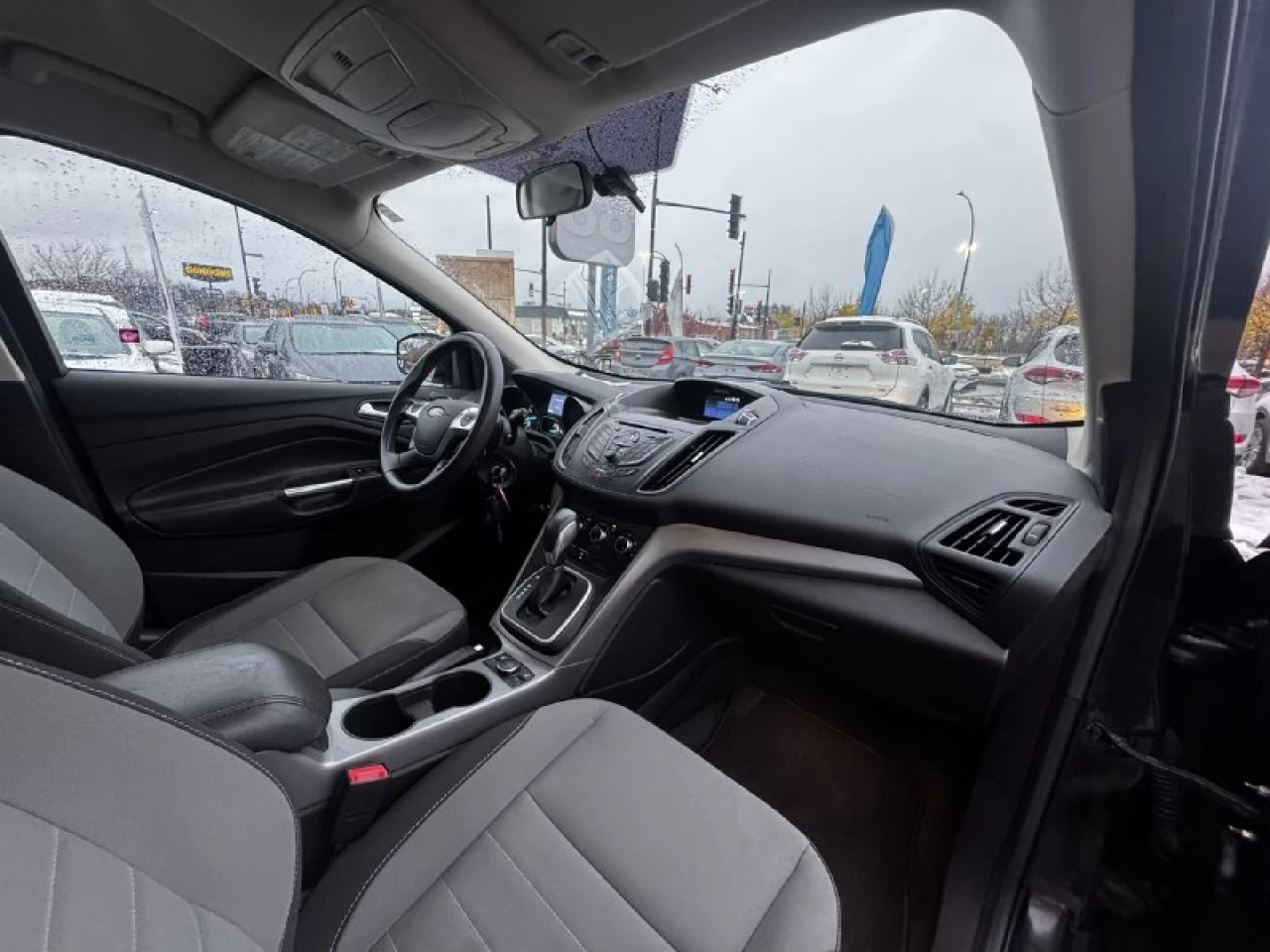 2014 Ford Escape SE**AWD**Jamais Accidente**CAMERA DE RECULE**SIEGES CHAUFFNATS**Financement 1Ère, 2e et 3e chance !! 100% ApprouvÉ Main Image