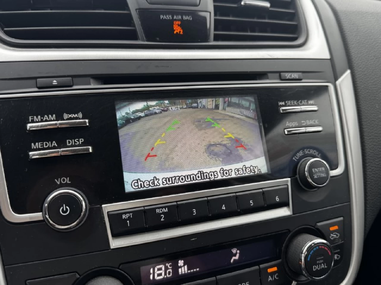 2016 Nissan Altima 2.5**Camera de recul**ALERTE ANGLE MORT**SIEGES CHAUFFANTS**MAGS**PUSH TO START** Image principale
