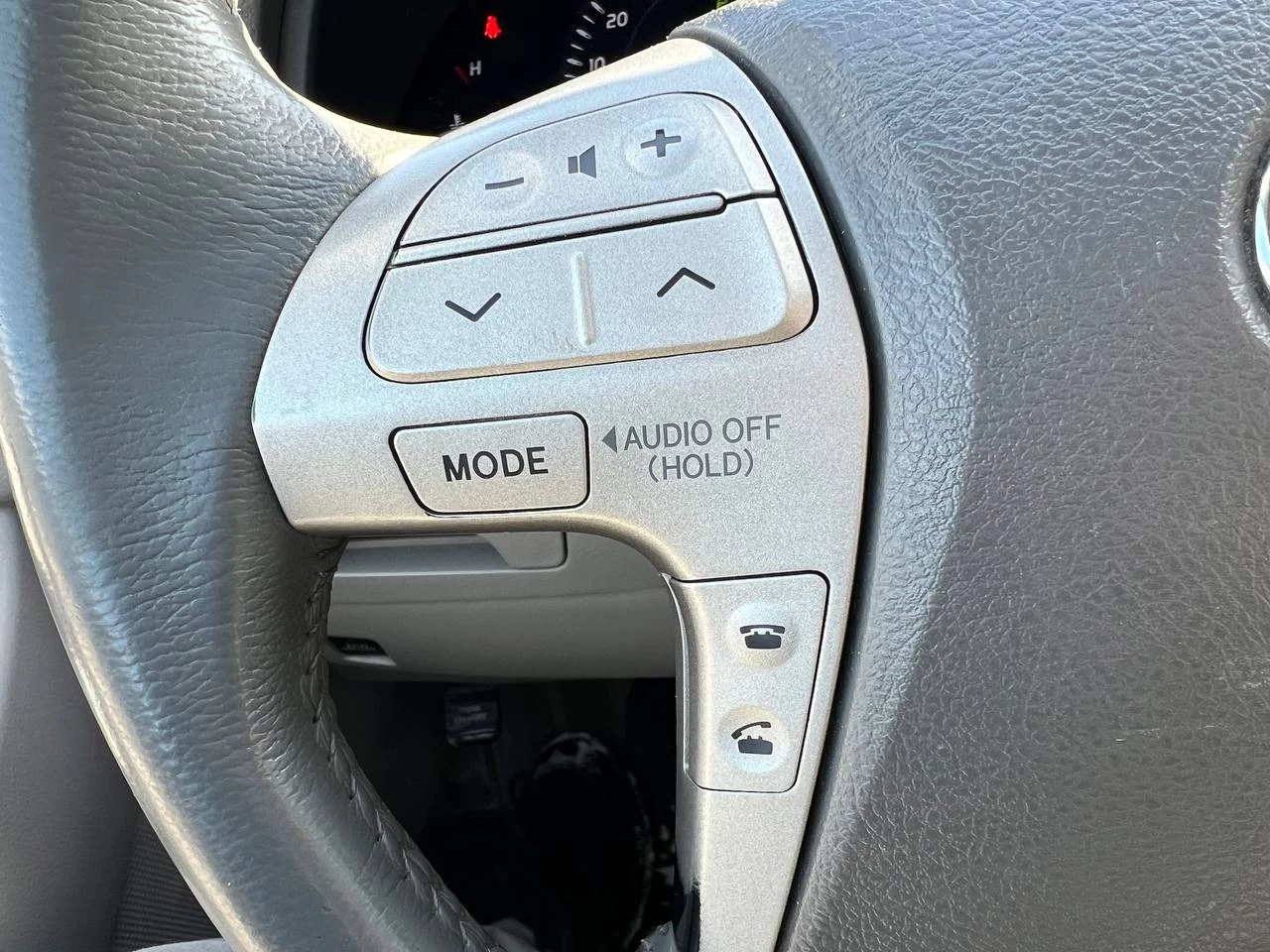 2009 Toyota Camry Hybrid**TOIT OUVRANT**MAGS**PUSH START** Image principale