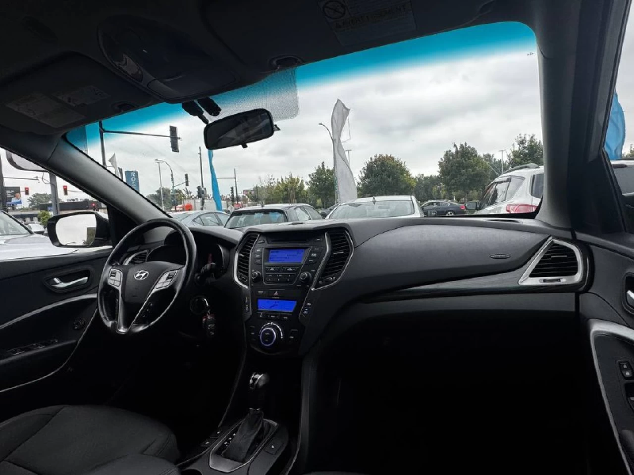 2014 Hyundai Santa Fe Sport Premium**Jamais Accidente**SIEGES CHAUFFNATS AVANT ET ARRIERE**VOLANT CHAUFFNATS**Financement 1Ère, 2e et 3e chance !! 100% ApprouvÉ Image principale