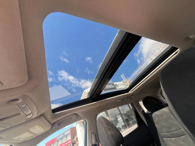 Nissan Rogue SV**AWD**TOIT OUVRANT PANORAMIQUE**CAMERA DE RECULE**SIEGES CHAUFFNATS**Mags** 2015