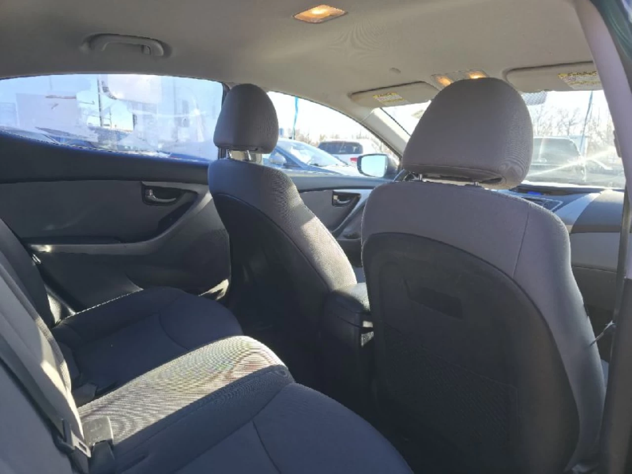 2013 Hyundai Elantra **GL**MAGS**SIEGES CHAUFFANTS**EN SPECIAL** Image principale