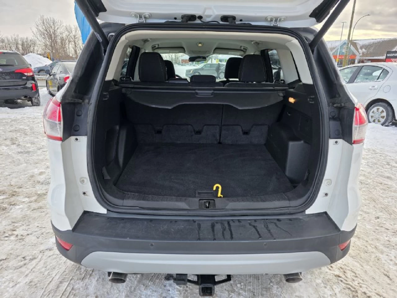 2014 Ford Escape JAMAIS ACCIDENTEE**AWD**NAVIGATION**CAMERA DE RECUL**SIEGES CHAUFFANTS**MAGS** Financement 1Ère, 2e et 3e chance !! 100% ApprouvÉ Main Image