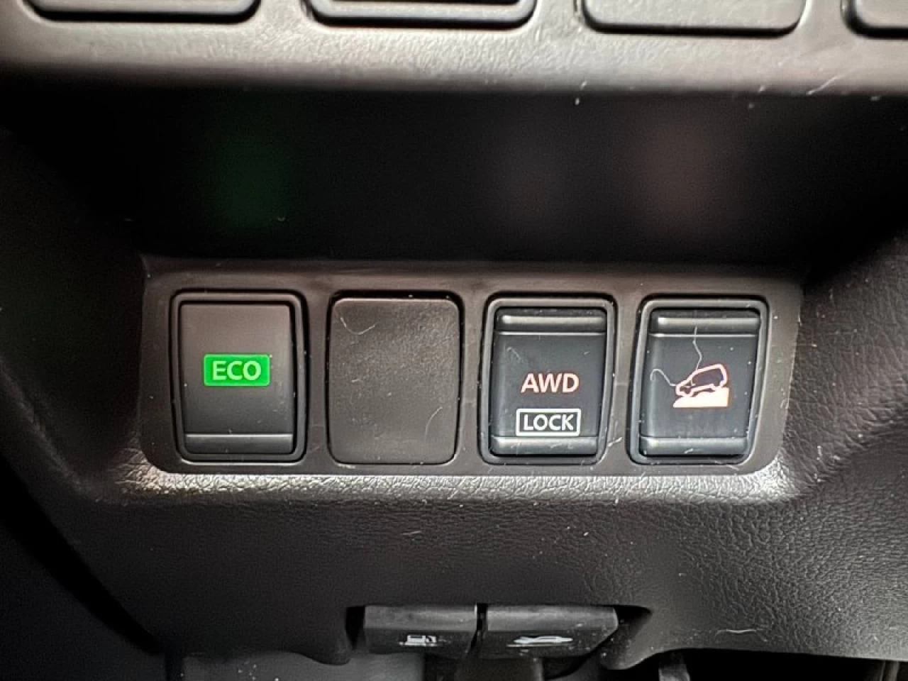 2016 Nissan Rogue S AWD **CAMERA DE RECUL**MODE ECO** Financement 1Ère, 2e et 3e chance !! 100% ApprouvÉ Image principale
