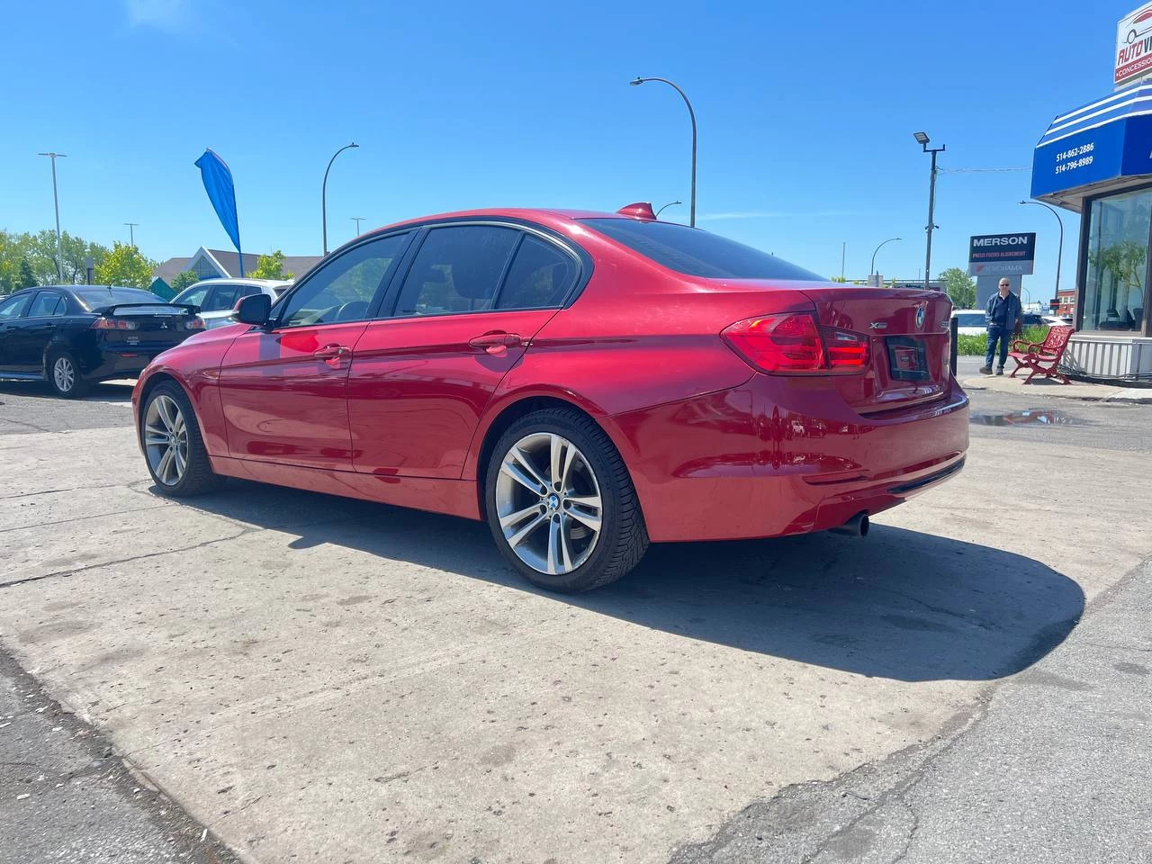 2014 BMW 320i 320i xDrive**AWD**CERTIFIÉ Par La SAAQ**Jamais accidente**TOIT OUVRANT**VOLANT CHAUFFANTS**SIEGES  EN CUIR**SIEGES CHAUFFANTS** Main Image