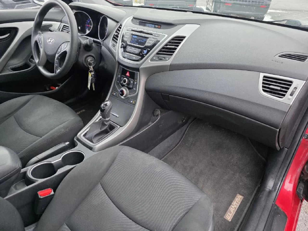 2015 Hyundai Elantra **Sport**GLS**TOIT OUVRANT**SIEGES CHAUFFANTS**MAGS** Main Image