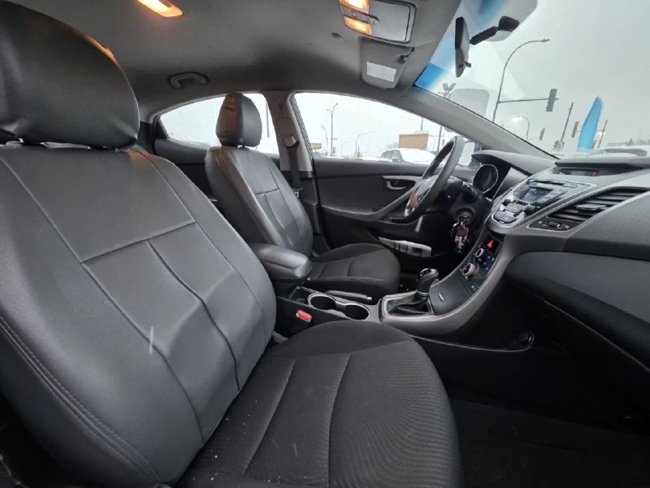 2015 Hyundai Elantra GL**SIEGES CHAUFFANTS** Image principale