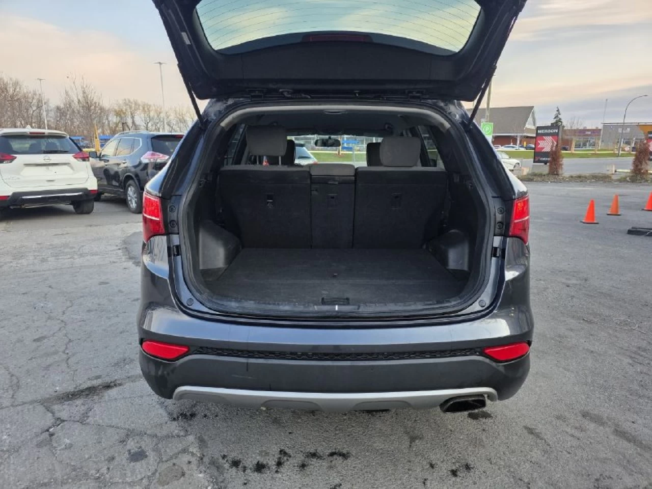 2016 Hyundai Santa Fe Sport JAMAIS ACCIDENTEE**SAAQ CERTIFIEE**UNE SEULE PROPRIO**2.4L**SIEGES CHAUFFANTS**MAGS**EN SPECIAL** Image principale