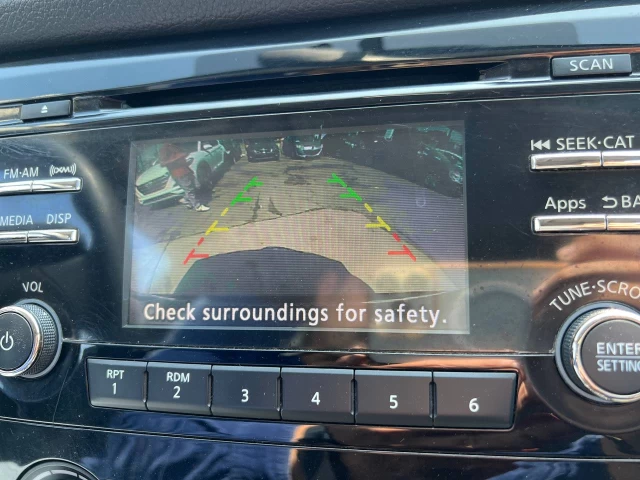 Nissan Rogue SV**AWD**TOIT OUVRANT PANORAMIQUE**CAMERA DE RECULE**SIEGES CHAUFFNATS** 2014