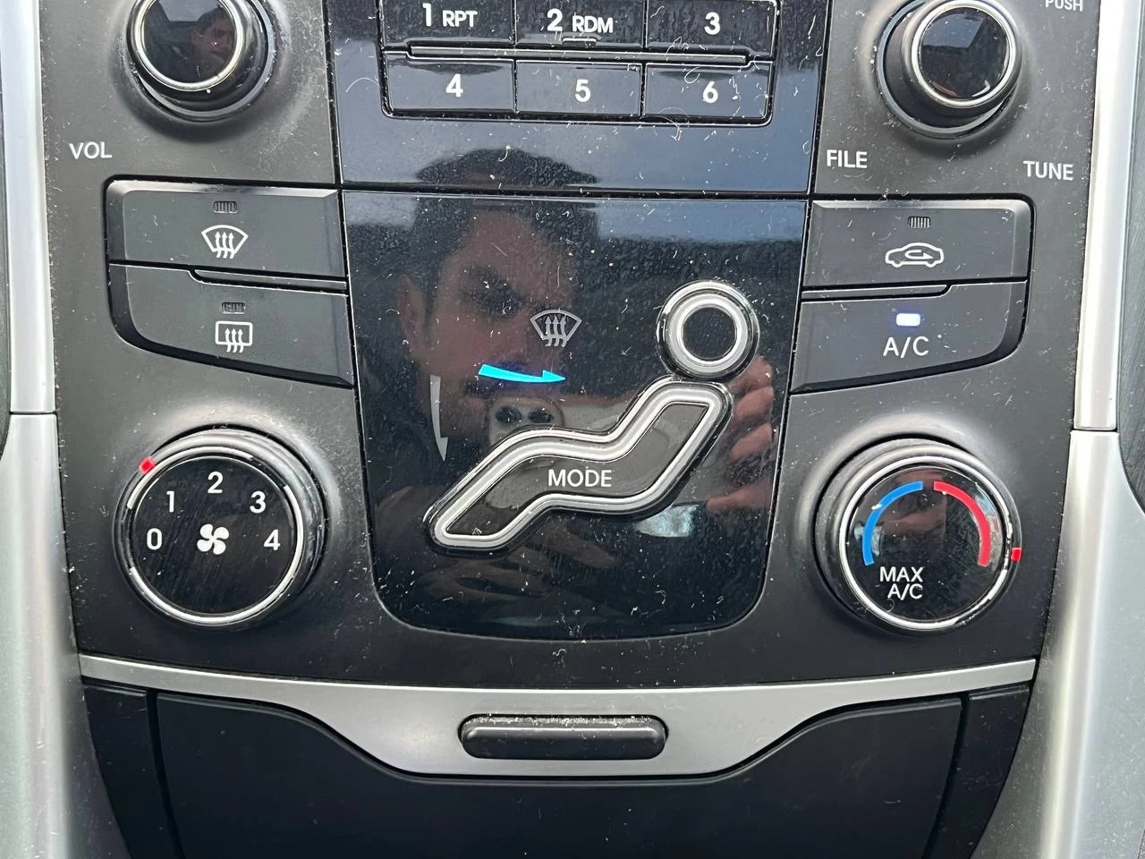 2011 Hyundai Sonata GLS**Jamais Accidentee**TOIT OUVRANT**SIEGES CHAUFFNATS**MAGS**SIEGES ELECTRIQUE**MODE ECO** Image principale