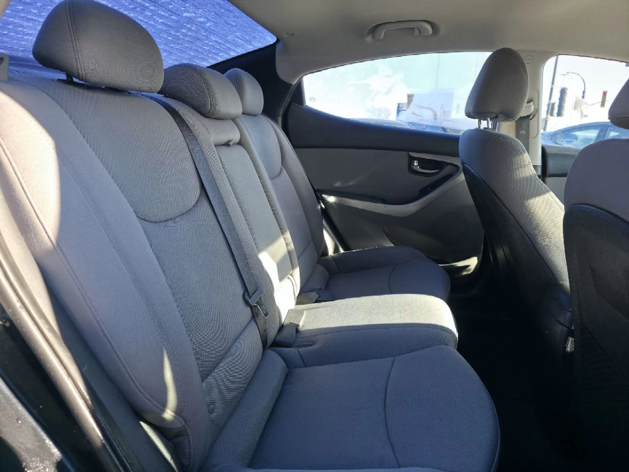 2013 Hyundai Elantra **GL**MAGS**SIEGES CHAUFFANTS**EN SPECIAL** Image principale