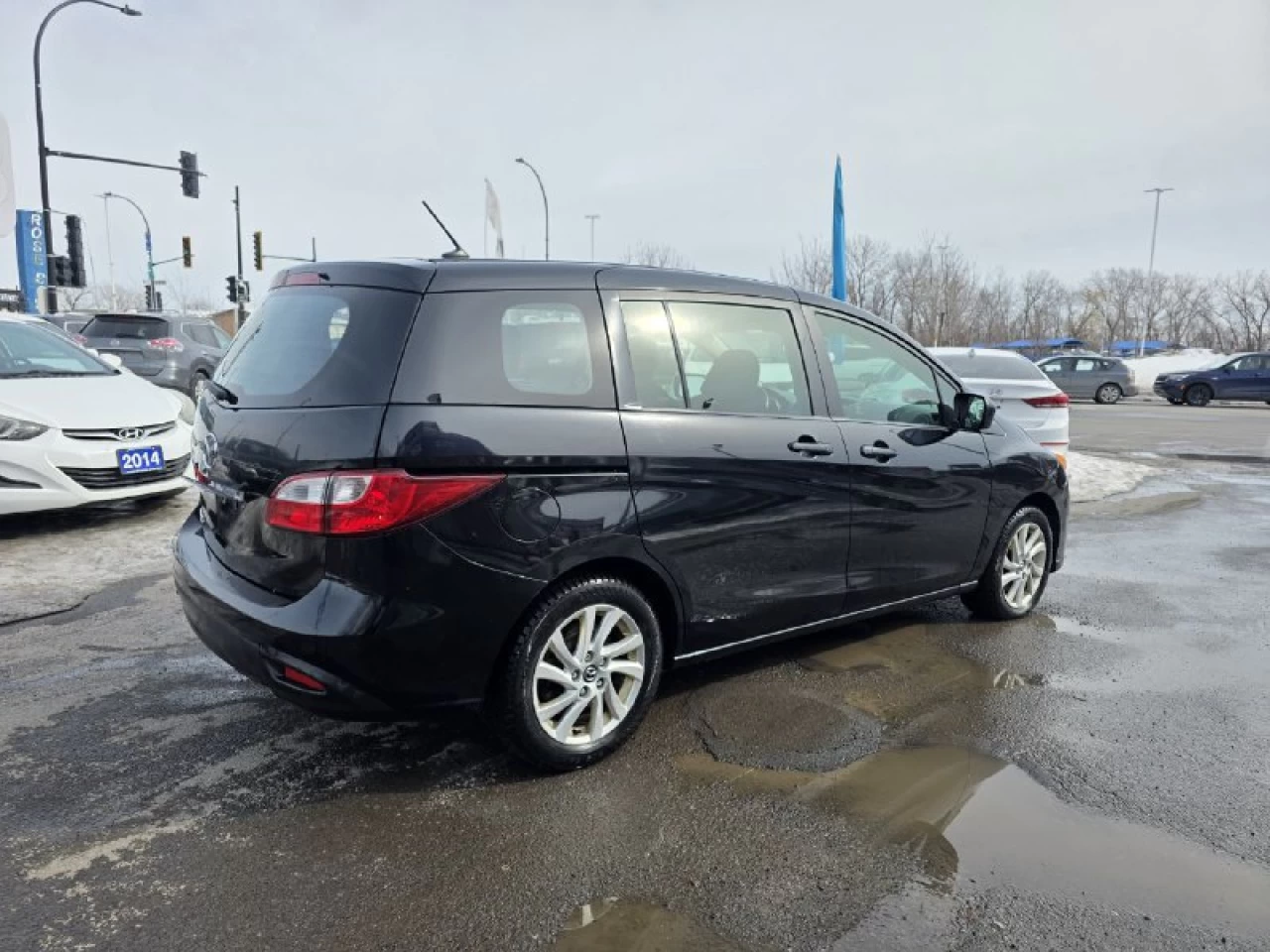 2015 Mazda 5 GS**Jamais Accidente**Tres Bien Entretenu**6 PASSAGERS**MAGS**EN SPECIAL** Image principale