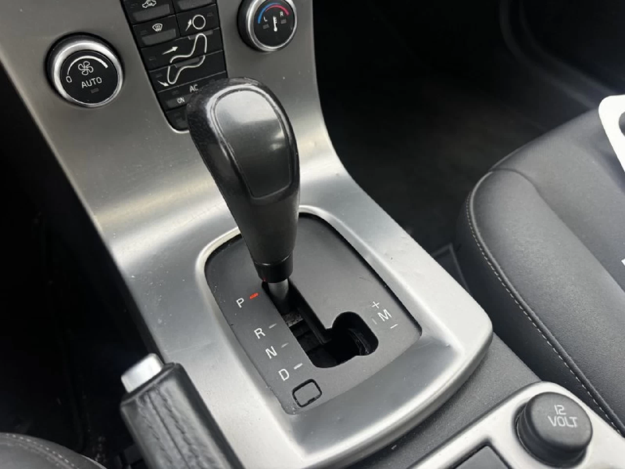 2008 Volvo S40 S40**CUIR**SIEGES CHAUFFNTAS**ANGLE MORT** Image principale