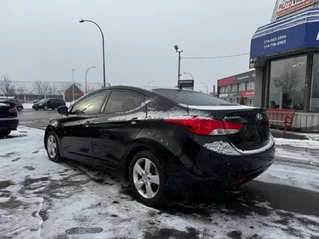 Hyundai Elantra GLS**TOIT OUVRANT**SIEGES CHAUFFNATS**MAGS** 2013