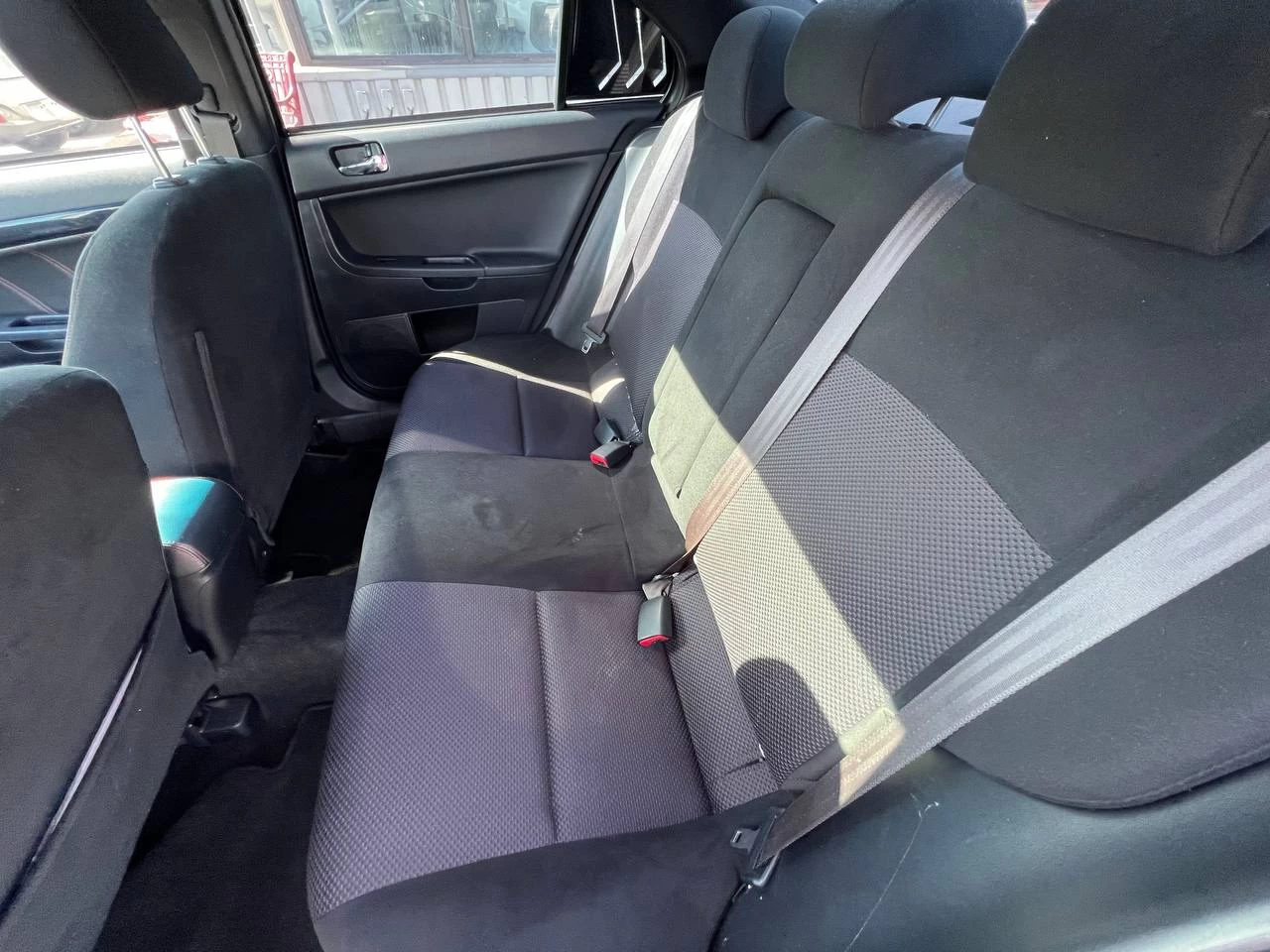 2017 Mitsubishi Lancer SE Anniversary Edition**TOIT OUVRANT**CAMERA DE RECULE**SIEGES CHAUFFANTS**MAGS** Image principale