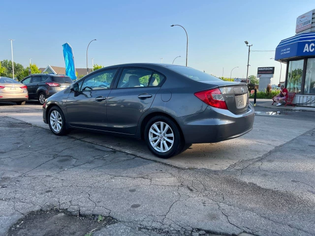 Honda Civic EX**JAMAIS ACCIDENTEE**CERTIFIÉ Par La SAAQ**TOIT OUVRANT**Mags** 2012
