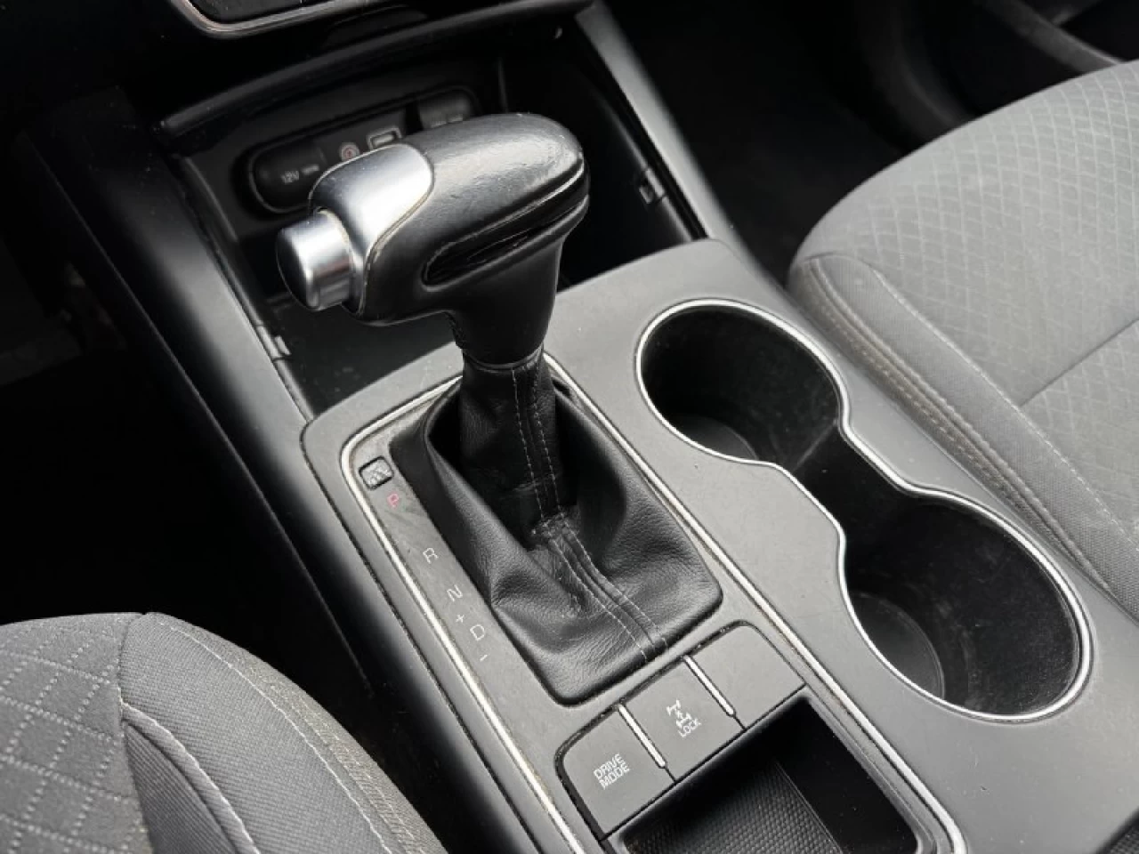 2018 Kia Sorento **7 PASSAGERS**LX**AWD**APPLE CAR PLAY**CAMERA DE RECUL**SIEGES CHAUFFANTS**MAGS** Main Image