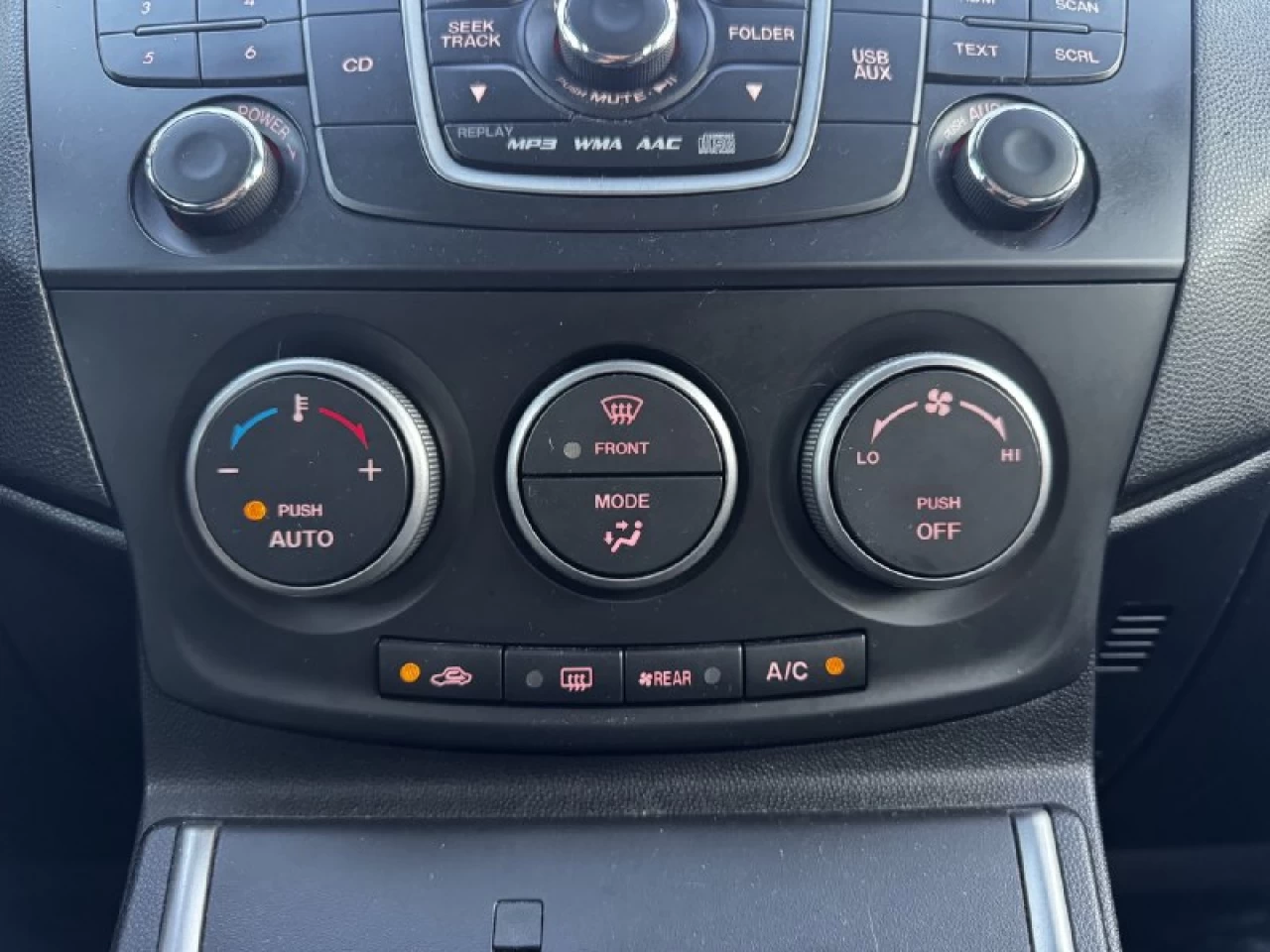 2013 Mazda 5 GS**6 PASSAGER**Jamais Accidente**SAAQ CERTIFIEE**MAGS** Image principale