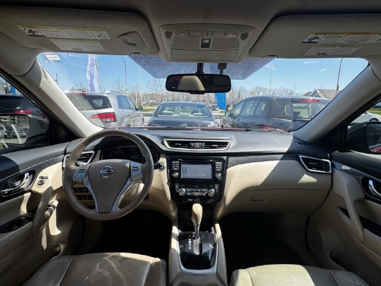 2015 Nissan Rogue SL**AWD**TOIT PANORAMIQUE**CAMERA DE RECULE**SIEGES EN CUIR**NAVIGATION**VOLANT CHAUFFANTS**SIEGES CHAUFFANTS** Image principale