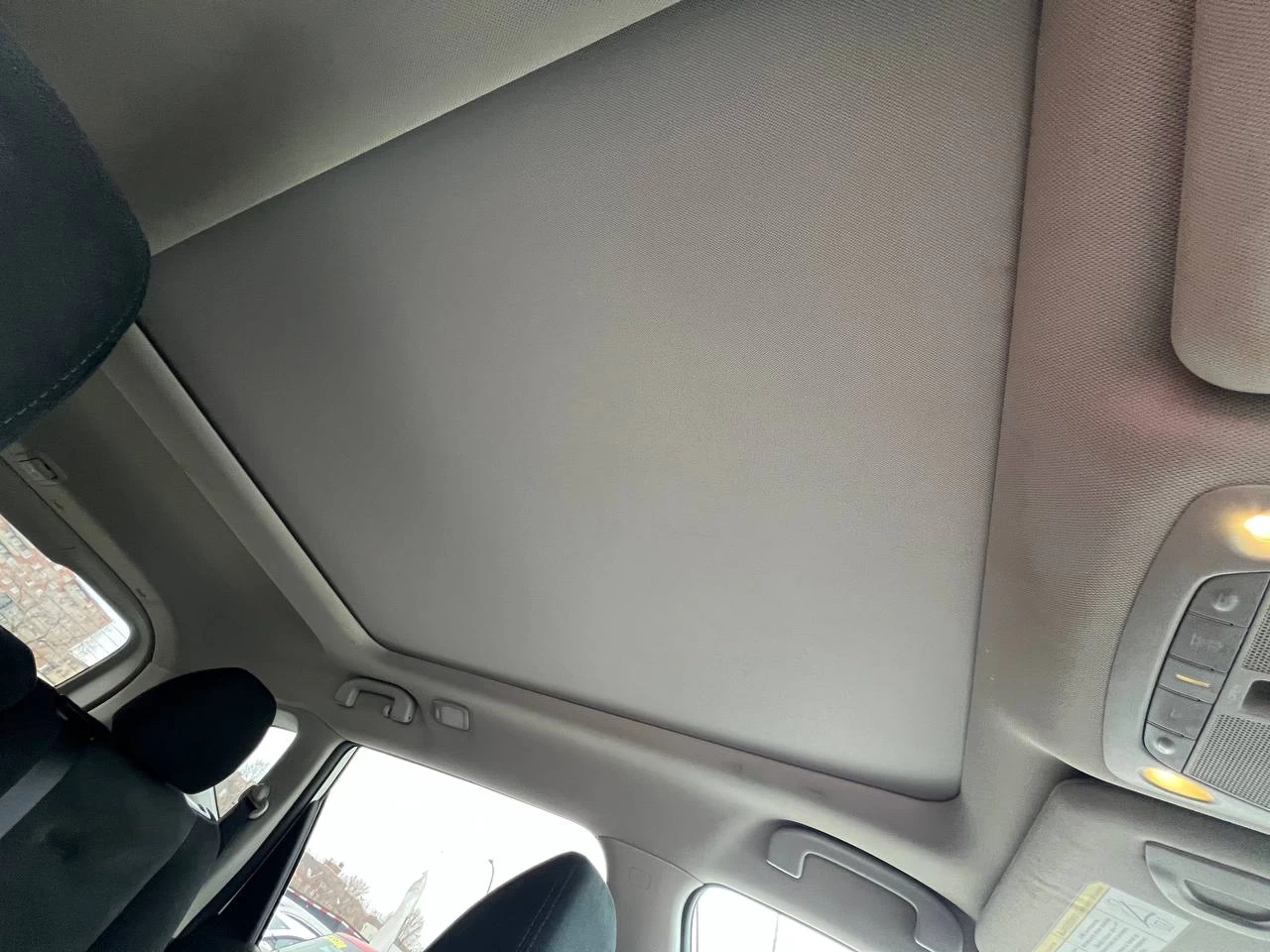 2016 Nissan Rogue SV**AWD**Toit Ouvrant Panoramique**CAMERA DE RECULE**SIEGES CHAUFFNATS**MAGS** Image principale