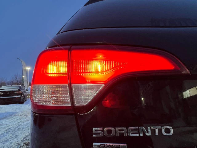 Kia Sorento LX**AWD**SIEGES CHAUFFANTS**MAGS**4 Cylinders** 2015