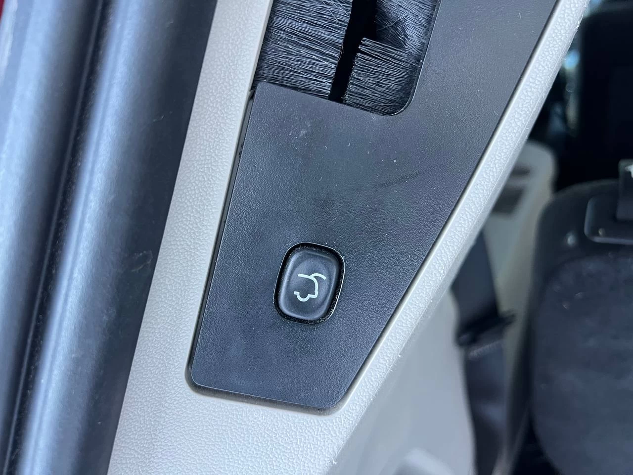 2014 Dodge Grand Caravan Crew**7 PASSAGERS**NAVI**CamÉra de Recul**SIEGES CHAUFFANTS**Volant Chauffant** Main Image