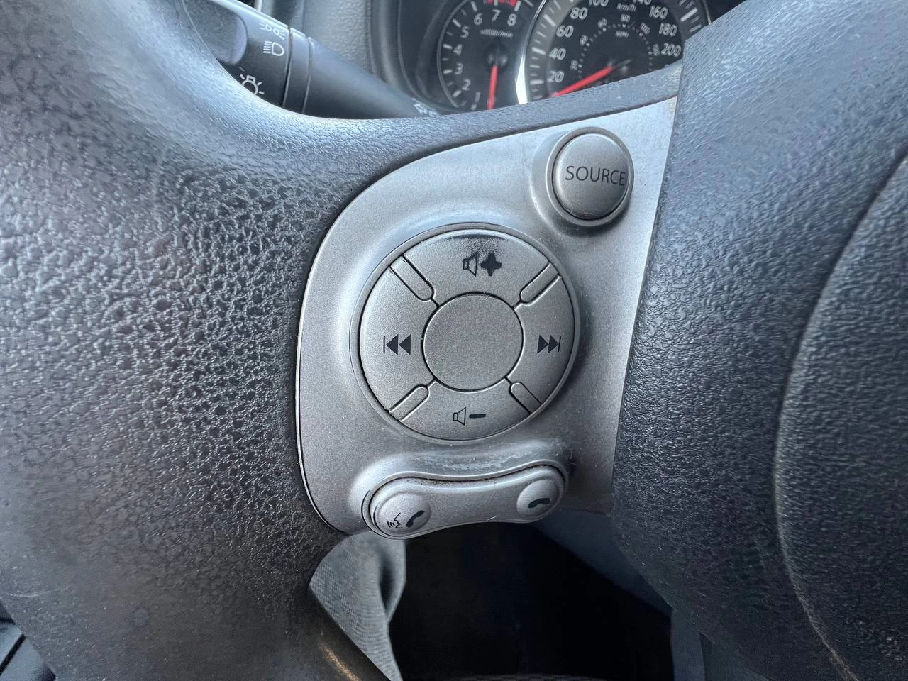 2015 Nissan Micra SV**CAMERA DE RECUL**SIEGES CHAUFFANTS**REG DU VITESSE*** Image principale