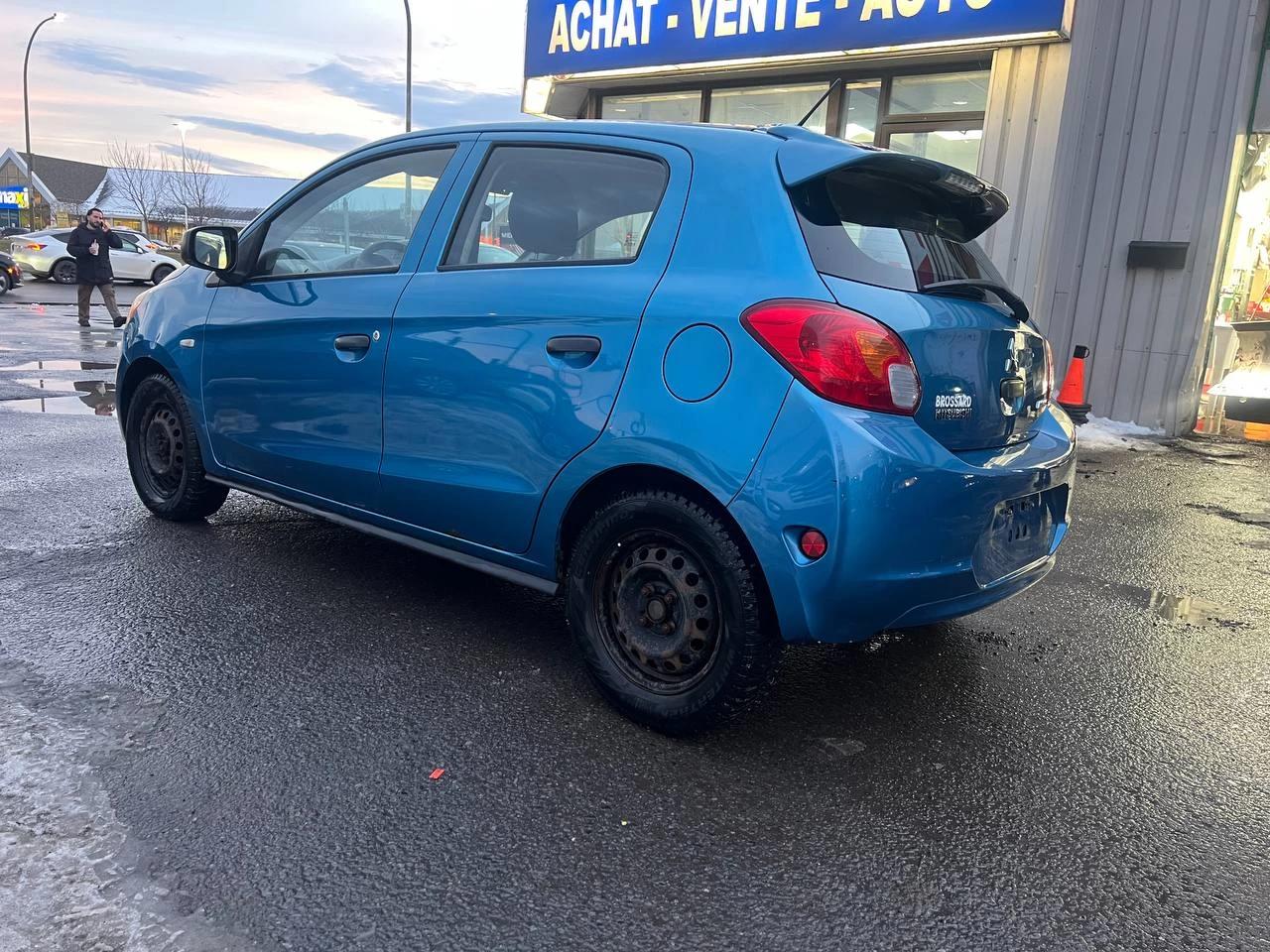 2015 Mitsubishi Mirage ES** Main Image