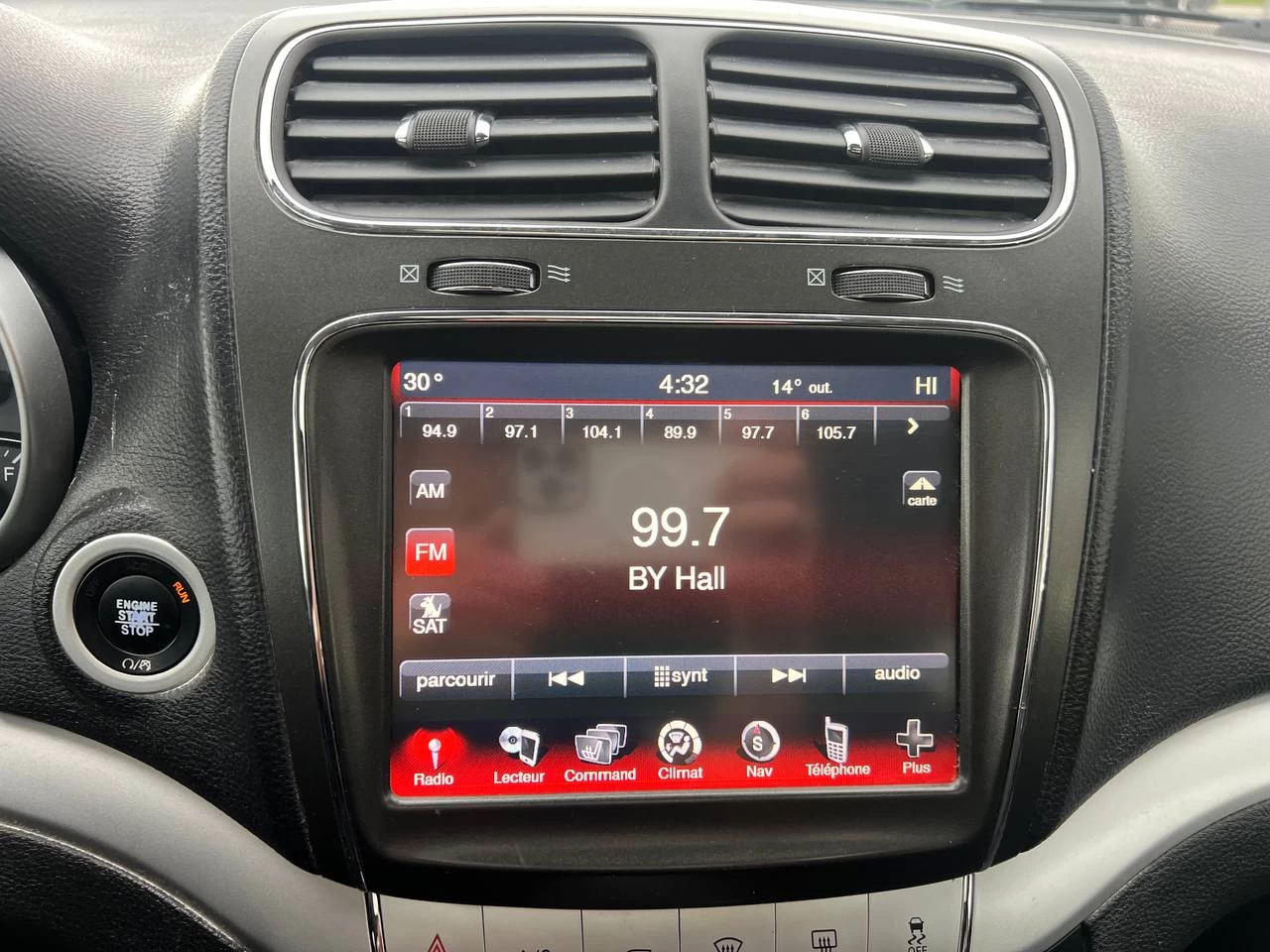 2017 Dodge Journey SXT**TOIT OUVRANT**CAMERA DE RECUL**SIEGES CHAUFFNATS**NAVIGATION**MAGS** Image principale