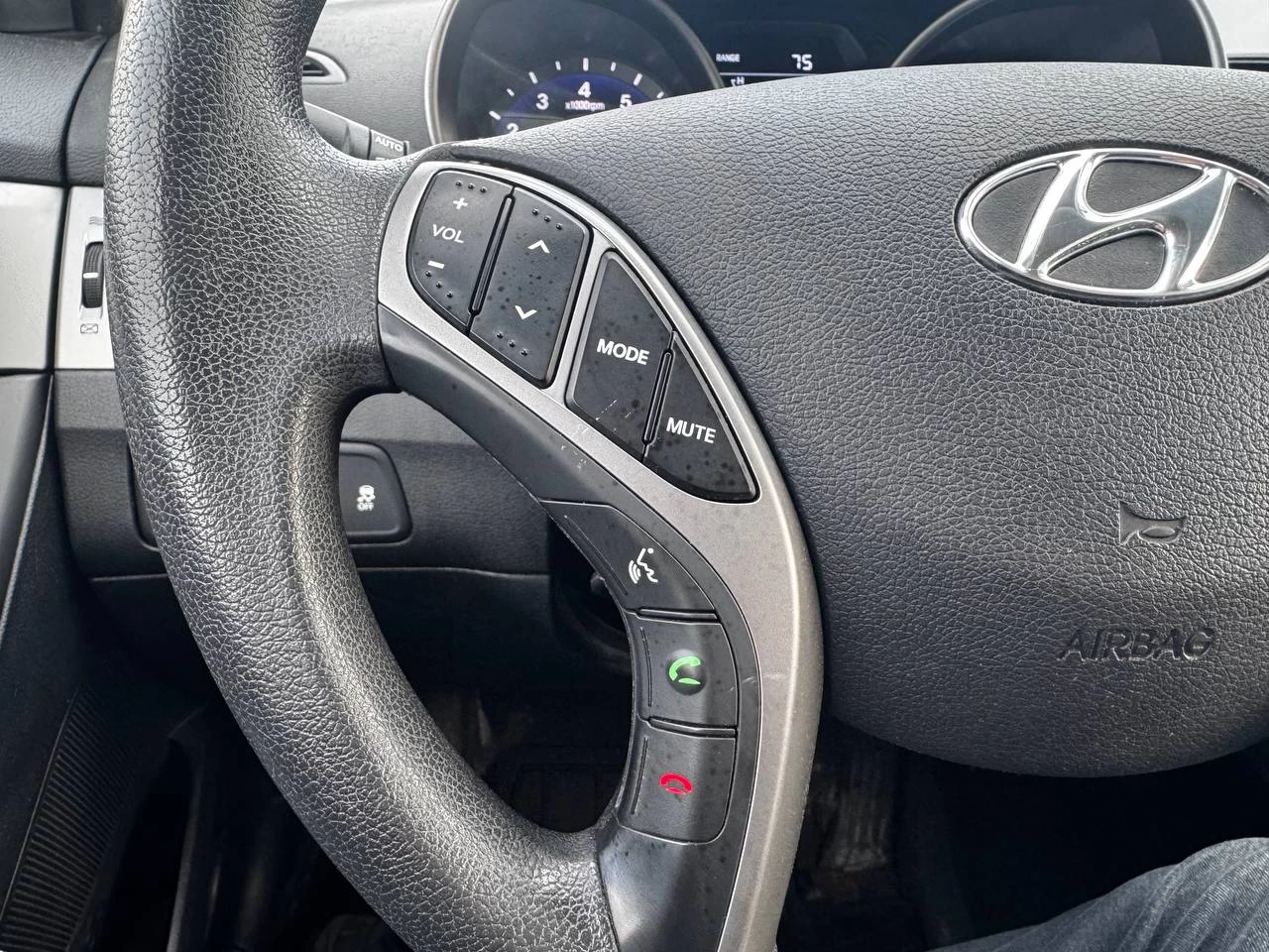 2015 Hyundai Elantra GL**SIEGES CAUFFANTS** Image principale