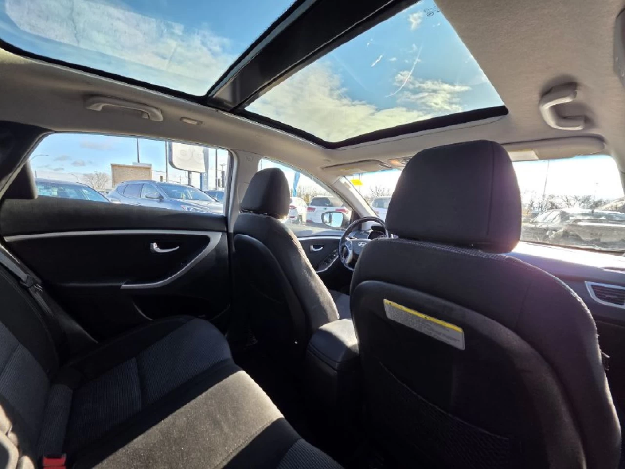 2013 Hyundai Elantra GT GLS**JAMAIS ACCIDENTEE**TOIT OUVRANT**SIÈGES CHAUFFANTS**MAGS**ACTIVE ECO** Main Image
