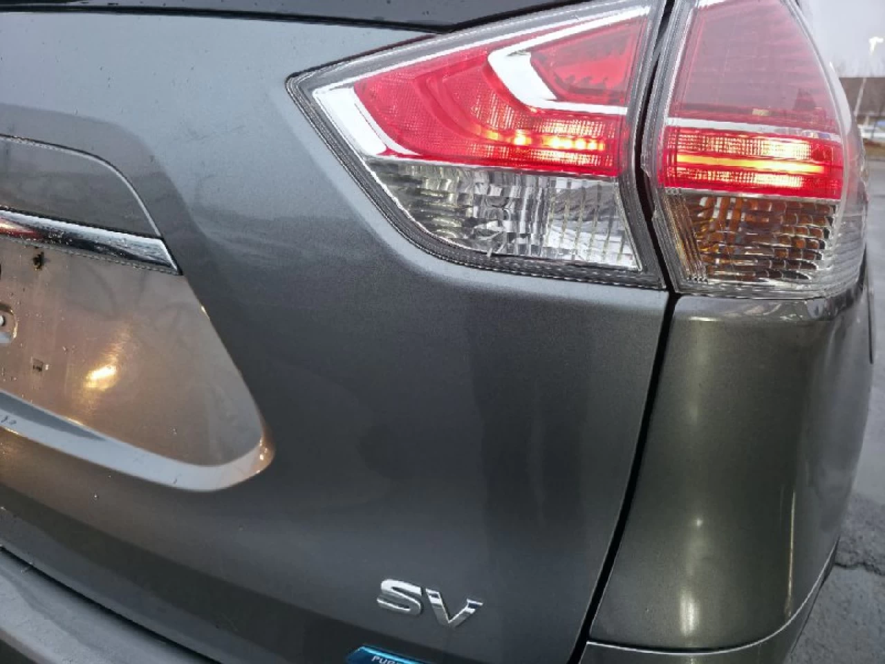 2015 Nissan Rogue **SV**TOIT PANORAMIQUE**CAMERA DE RECUL**SIEGES CHAUFFANTS**MAGS** Image principale