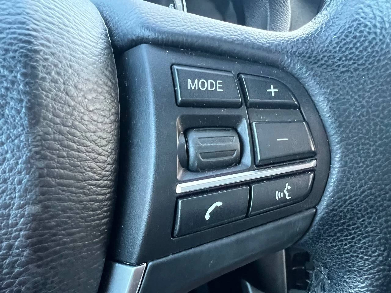 2015 BMW X3 XDrive28i**AWD**SAAQ CERTIFIEE**TOIT PANORAMIQUE**CAMERA DE RECULE**SIEGES CHAUFFNATS**MAGS**VOLANT CHAUFFNATS**CUIR** Image principale