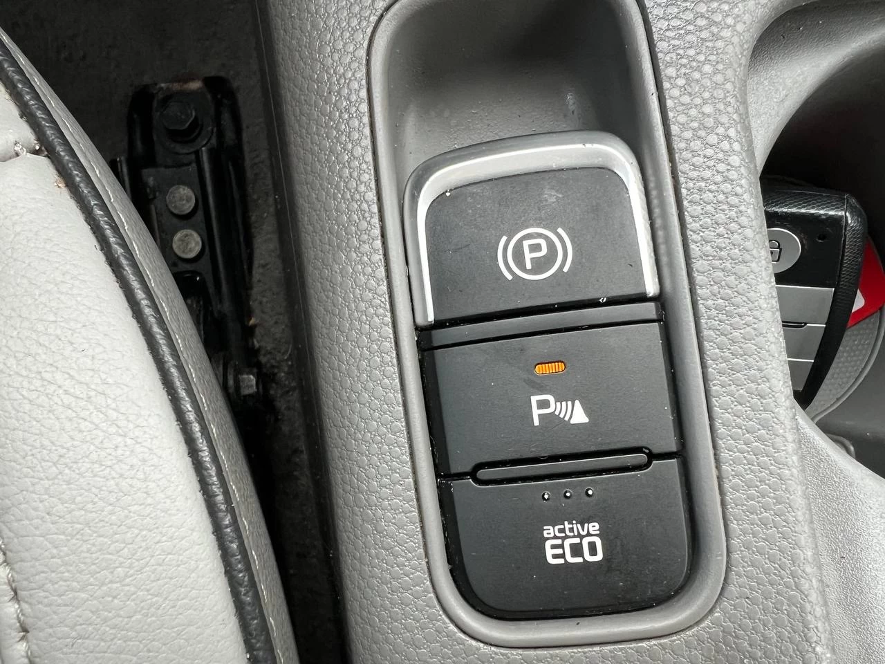 2016 Kia Soul EV Luxury**Jamais Accidentee**NAVIGATION**CUIR**SIEGES CHAUFFANTS AVANT ET ARRIERE**SIEGES FROIDS**VOLANT CHAUFFANT**MAGS** Main Image