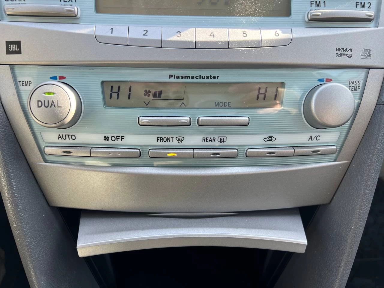 2009 Toyota Camry Hybrid**TOIT OUVRANT**MAGS**PUSH START** Image principale