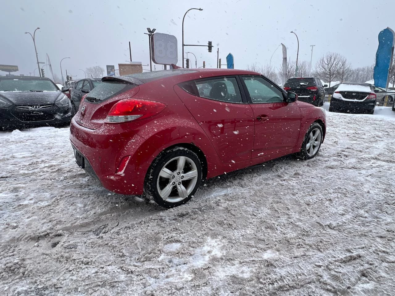 2013 Hyundai Veloster 3dr Cpe Man**Jamais Accidentee**SIEGES CHAUFFANTS**MAGS** Main Image