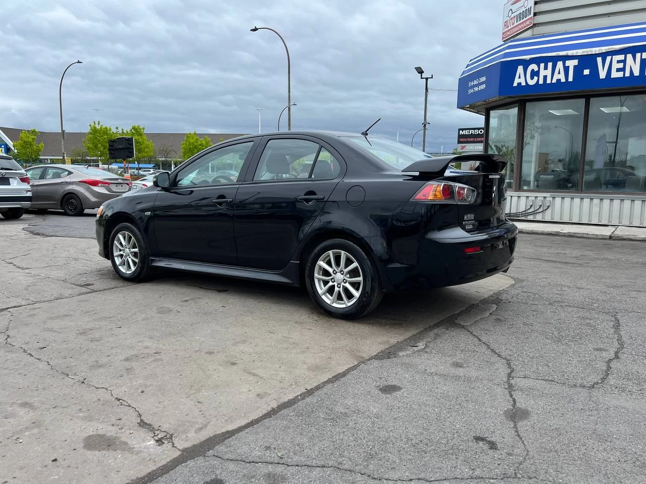 2015 Mitsubishi Lancer LIMITED** Jamais accidente**TOIT OUVRANT**SIEGES CHAUFFANTS**MAGS**AIRCLIM** Image principale