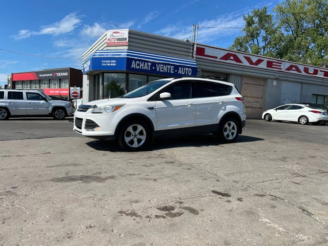 Ford Escape SE**AWD**SAAQ CERTIFIEE**Jamais accidente**Caméra de Recul**Navigation**SIEGES CHAUFFANTS**MAGS**Démarreur à Distance** 2015