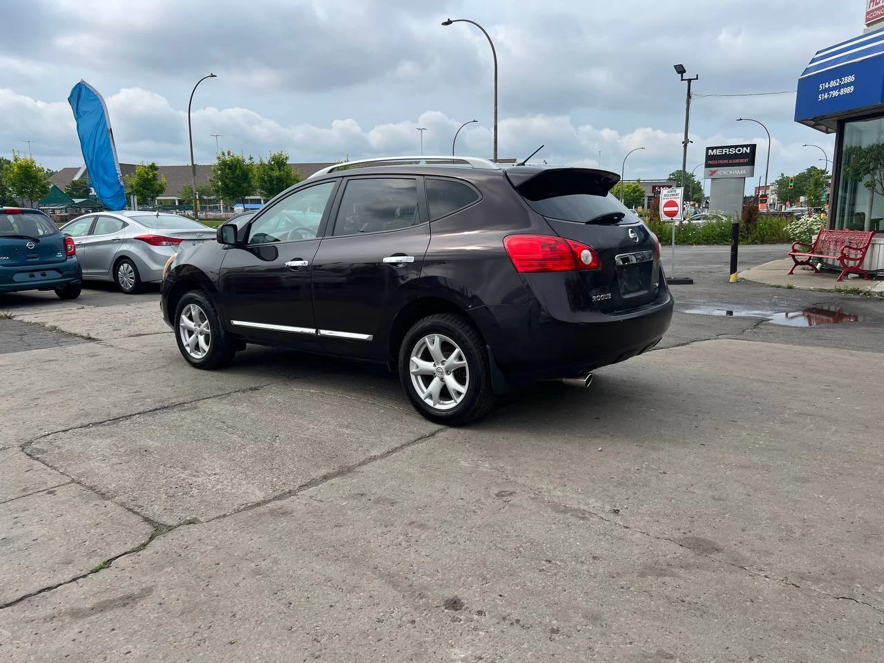 2011 Nissan Rogue SV**AWD**CAMERA DE RECULE**SIEGES CHAUFFNATS**MAGS** Main Image