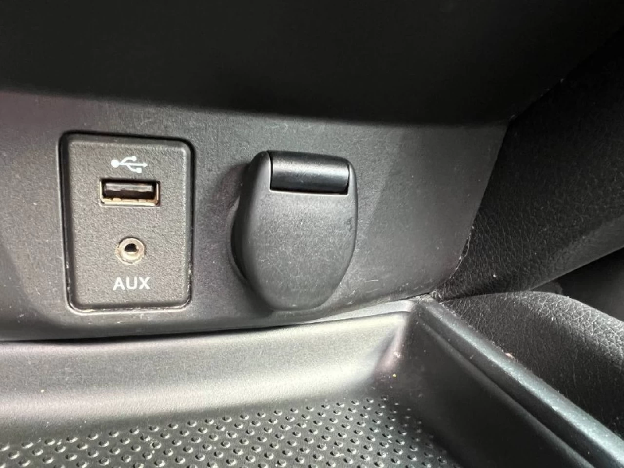 2014 Nissan Rogue SV**AWD**TOIT OUVRANT PANORAMIQUE**CAMERA DE RECULE**SIEGES CHAUFFNATS** Image principale
