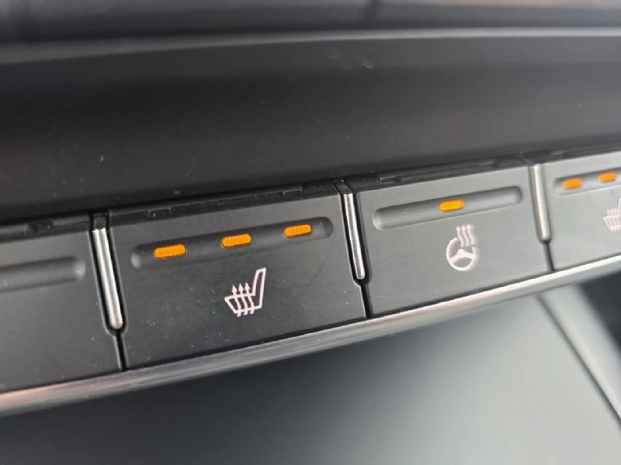 2019 Kia Sorento **LX**7 PASSAGERS**AWD**CAMERA DE RECUL**SIEGES CHAUFFANTS**MAGS**EN SPECIAL** Image principale