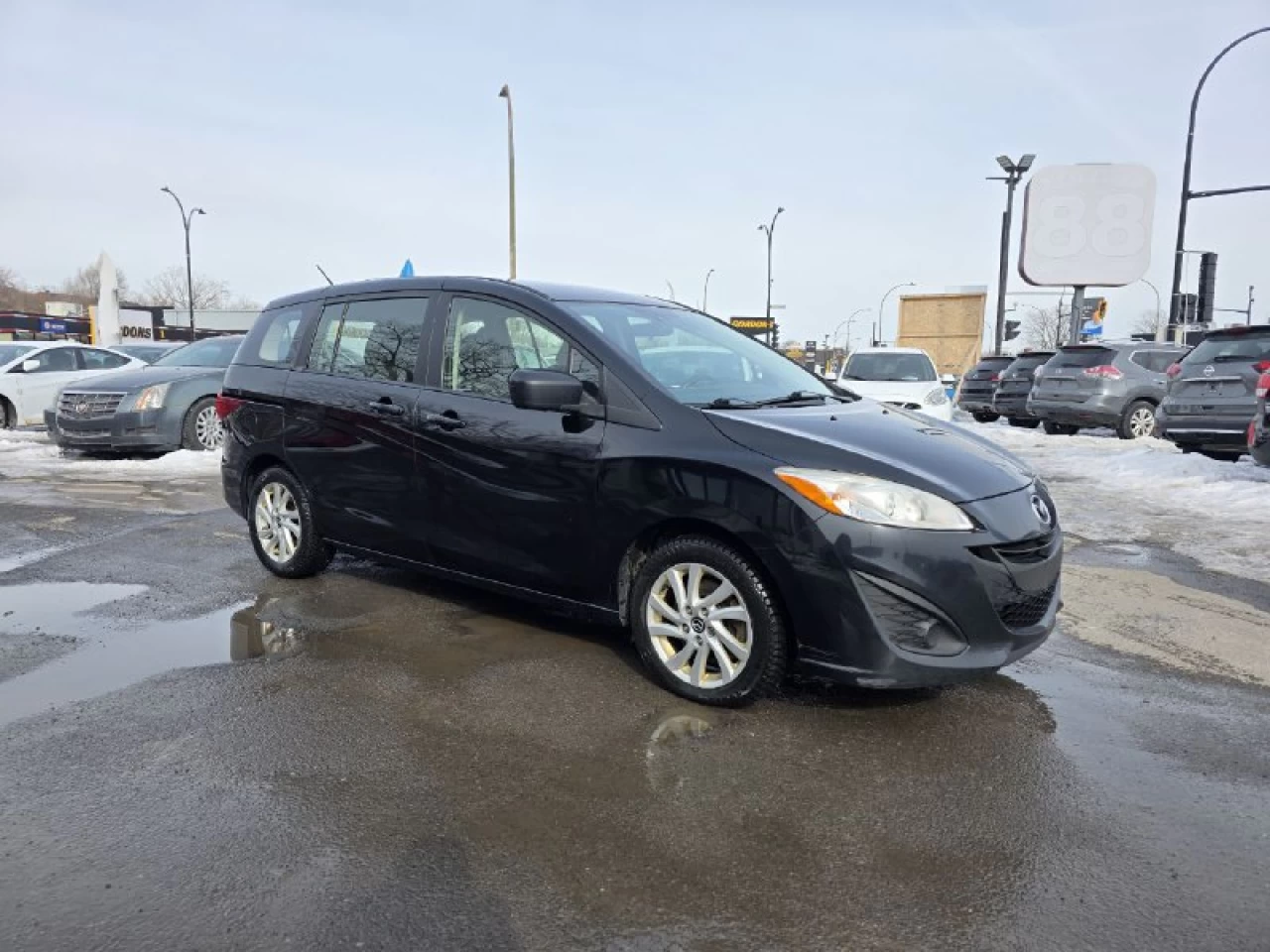 2015 Mazda 5 GS**Jamais Accidente**Tres Bien Entretenu**6 PASSAGERS**MAGS**EN SPECIAL** Image principale