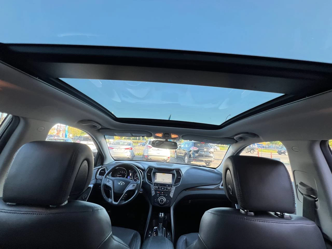 2017 Hyundai Santa Fe Sport Limited**AWD**Jamais Accidente**SAAQ CERTIFIEE**TOIT OUVRANT PANORAMIQUE**SIEGE EN CUIR**CAMERA DE RECUL**SIEGES CHAUFFNATS AVANT ET ARRIERE**Siege Ventile**Volant Chauffant**Navigation**Alerte d'angle Mort**MAGS** Image principale