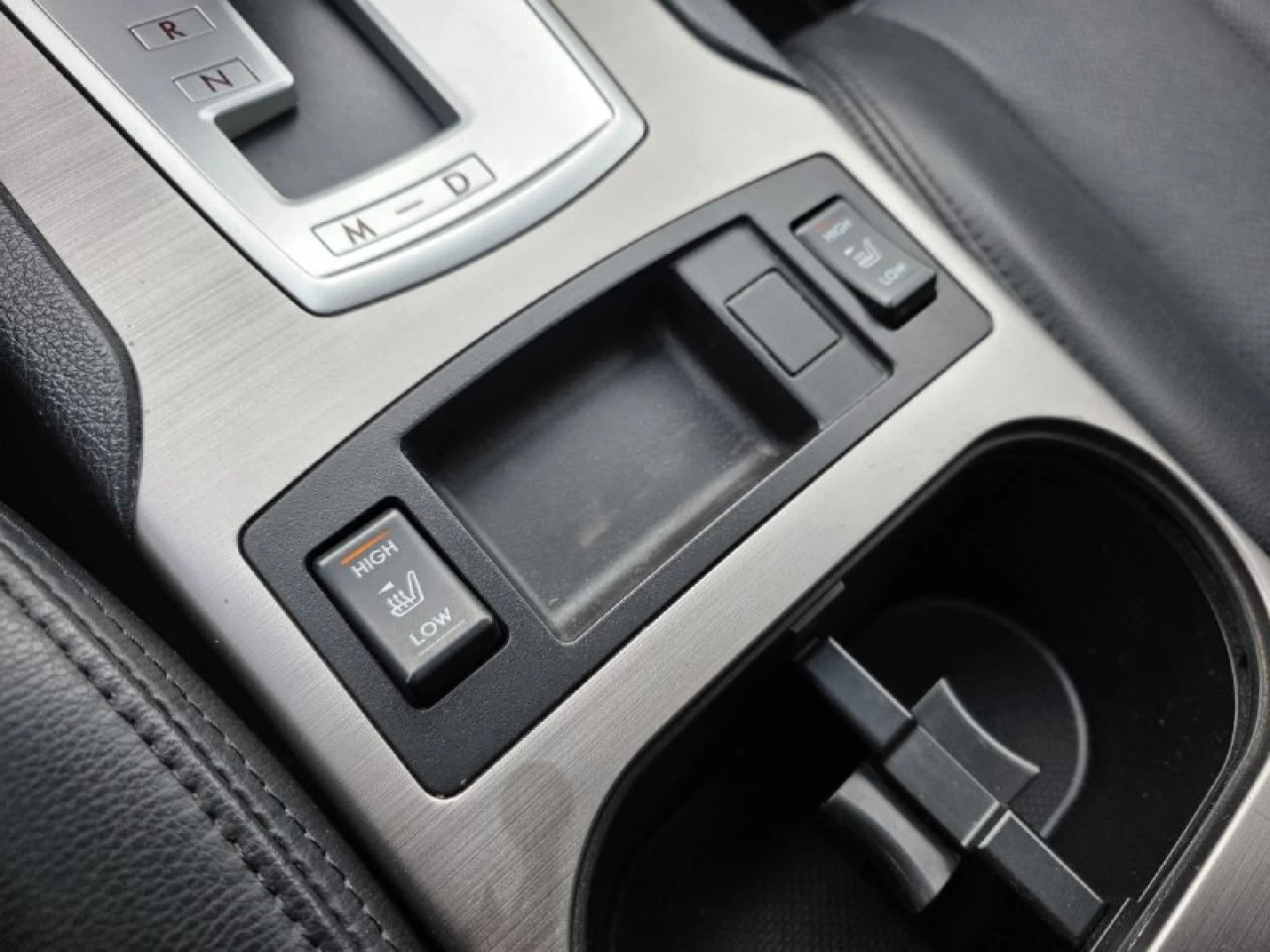 2013 Subaru Outback ((JAMAIS ACCIDENTEE**LIMITEE**NAVI**CAMERA DE RECUL**CUIR**SIEGES CHAUFFANTS**MAGS**TOUTE EQUIPEE Main Image